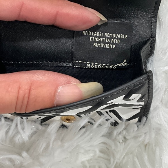 RARE FENDI X JOSHUA VIDES Nappa Matisse FF Embossed Micro Tri-Fold Wallet - Picture 12 of 13